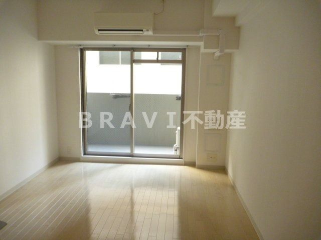 アーバネックス大阪城WEST（アーバネックスオオサカジョウウェスト）　BRAVI不動の居間・リビング|【アーバネックス大阪城WEST】おしゃれなリビングです