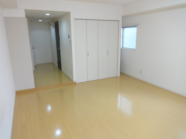 エトワール久米川の洋室