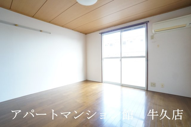 ライトハウスIの居間・リビング
