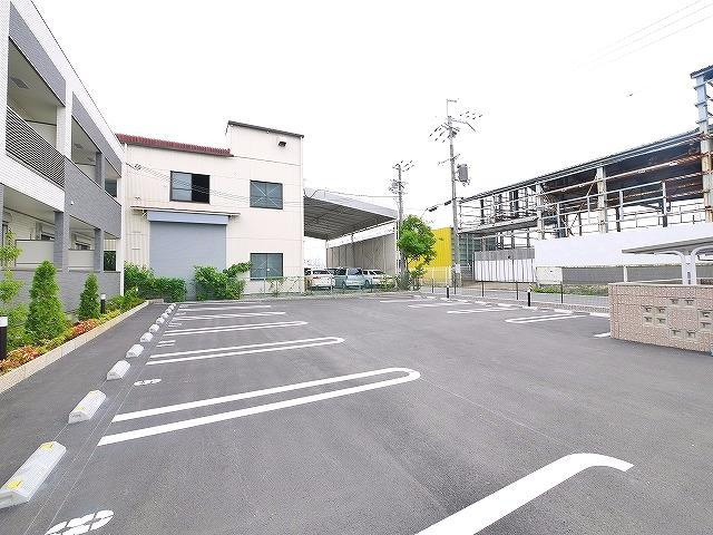 イリーデⅡの駐車場|カースペースがあります