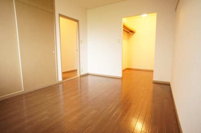 グリーンフィールドBの寝室