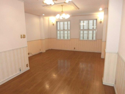 【外観】 | 阪南町1丁目戸建 | ＬＤＫ15.52帖でオシャレな内装です♪ペット可能（条件変更あり）
