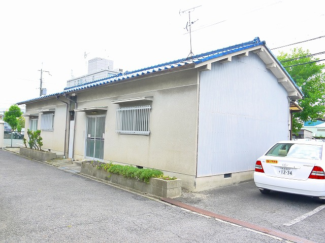 堀井貸家の外観