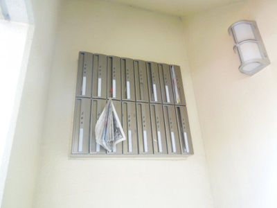 【エントランス】 | ル・リオン半田山