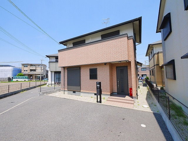 松田タウンハウスⅡの外観