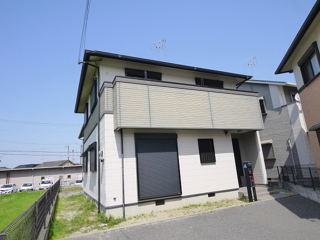 松田タウンハウスⅡの外観