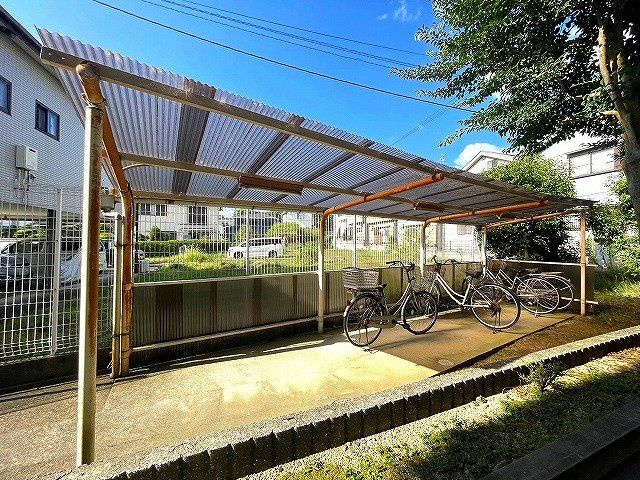 シャトレーハイツ光峰のその他共用部分|自転車置場