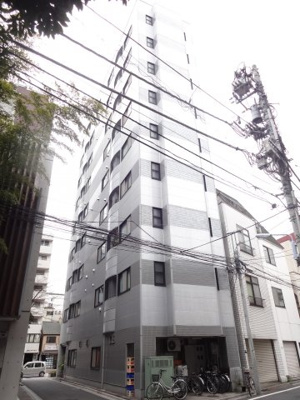 【外観】 | コンフォート入谷 | 言問通りの裏の通りから見た外観