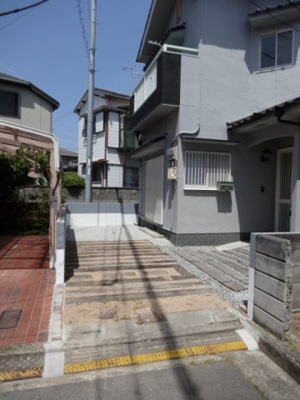 【駐車場】 | 米田町貸家 | 駐車場２台可能！