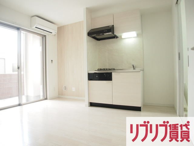 ハーミットパープルの居間・リビング