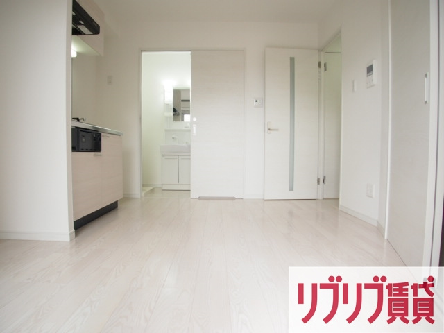 ハーミットパープルの居間・リビング