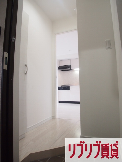 ハーミットパープルの玄関