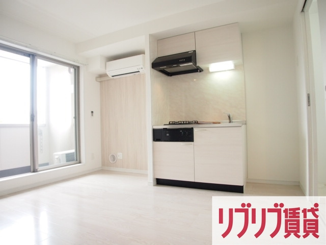 ハーミットパープルの居間・リビング