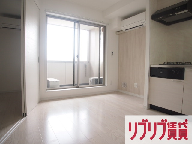 ハーミットパープルの居間・リビング