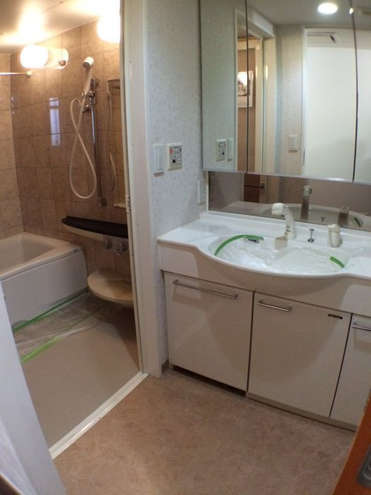 コスモ警固ロイヤルフォルムの洗面所|コスモ警固ロイヤルフォルム（2ＬＤＫ）　洗面所