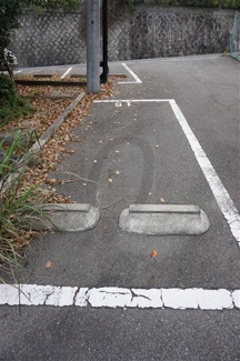 【駐車場】