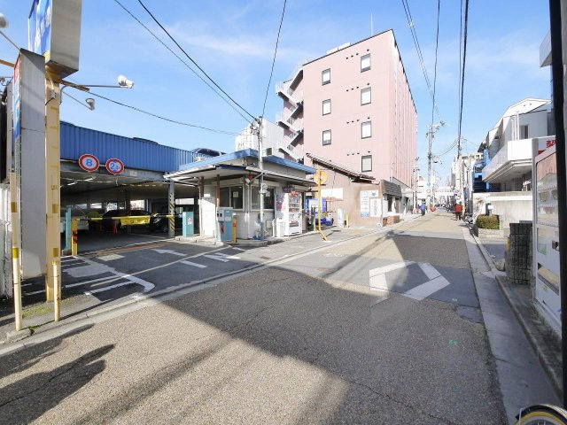 門口店舗の周辺