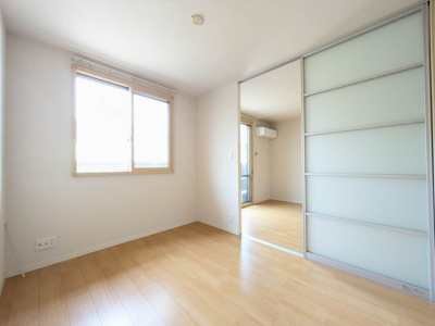 【寝室】 | メゾンフリューゲル