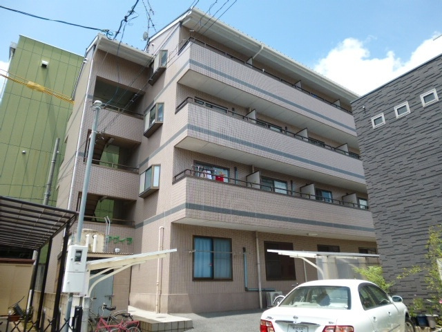 倉敷市松島の賃貸マンションの外観