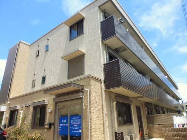 シャーメゾン大久保駅前の外観|シャーメゾン大久保駅前