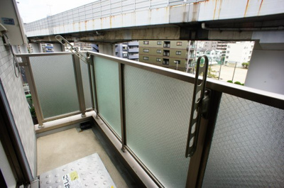 【バルコニー】 | アヴェニール瓜破