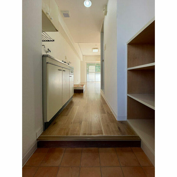 パラディッソコートの玄関