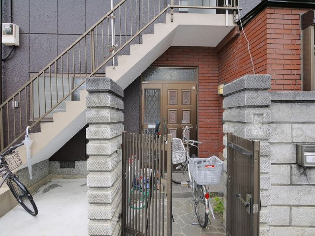 マンション廣岡のエントランス|共有スペース