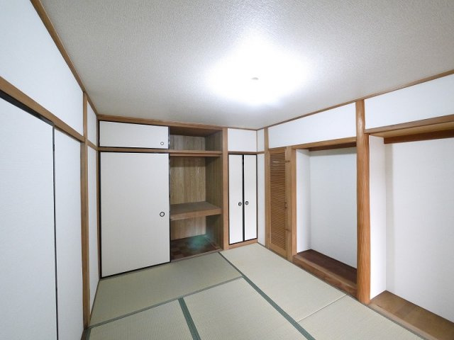 マンション廣岡の収納|大きなものも収納できそうです