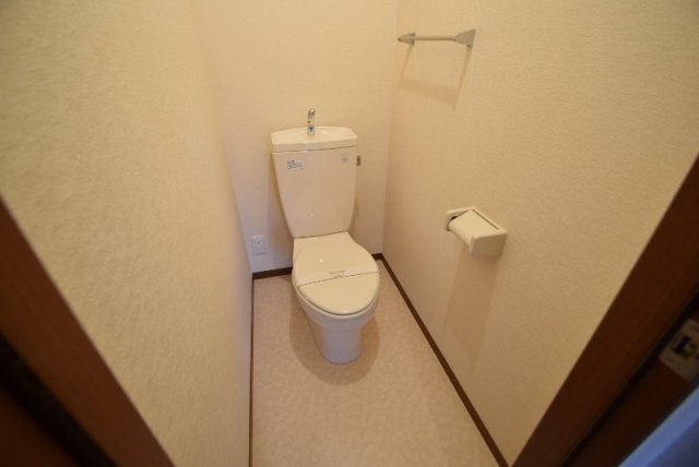 レヴール西船のトイレ|清潔感のあるトイレ