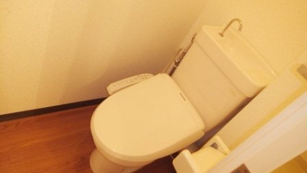 モントレー西船のトイレ|ウォッシュレットタイプのトイレです