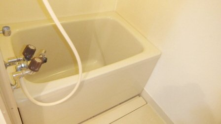 モントレー西船の浴室|キレイな浴室です