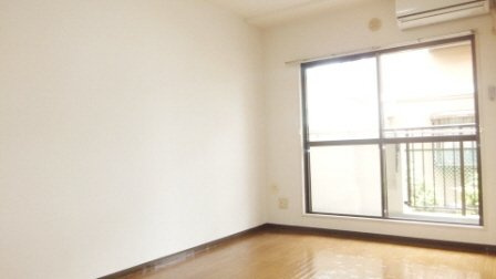 モントレー西船の設備|エアコンつきのお部屋です