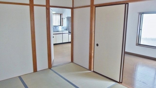 ベルーライト２１のその他|和室からダイニング