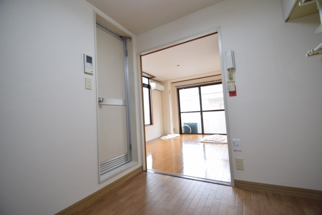 ハイムサイ７０のキッチン|キッチン周り広めです