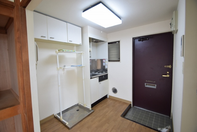 ハイムサイ７０の居間・リビング|フローリングです