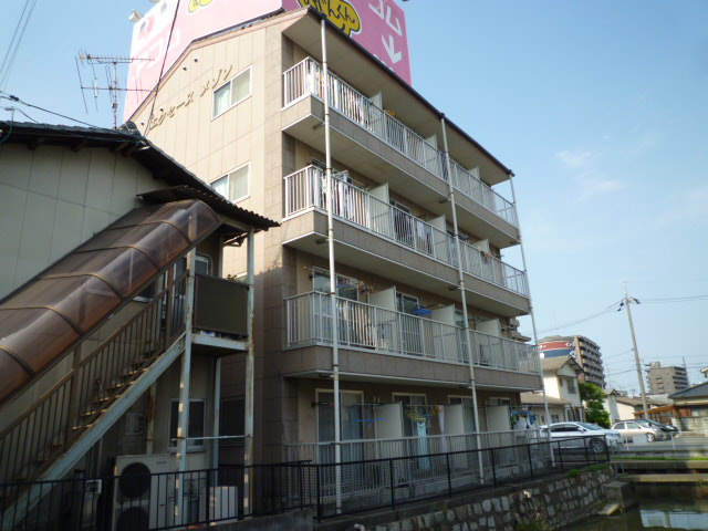 倉敷市中庄の賃貸マンションの外観