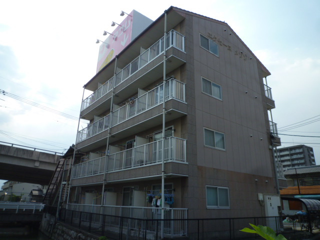 倉敷市中庄の賃貸マンションの外観