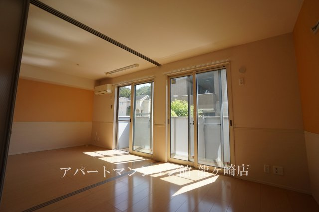 デルソーレ久保台Ａ棟の洋室