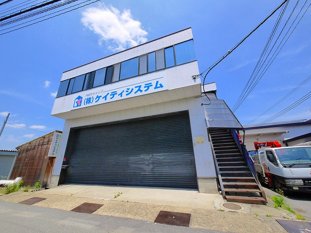 北之庄西町店舗の外観