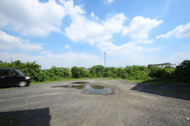 レッドハイツシロタの駐車場|駐車場です