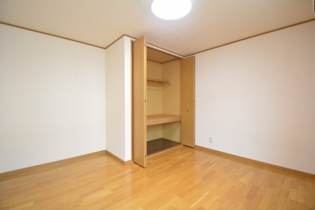 【洋室】 | コーポラスパークタウンA | 落ち着いた色調の洋室です