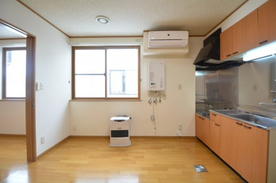 【居間・リビング】 | コーポラスパークタウンA | 居間です