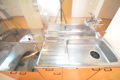 【キッチン】 | コーポラスパークタウンA | キッチンです