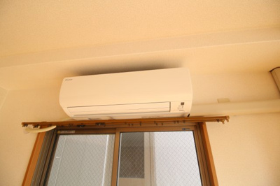 【設備】 | ヴィバーチェレジデンス | エアコン