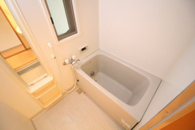 【浴室】 | ヴィバーチェレジデンス