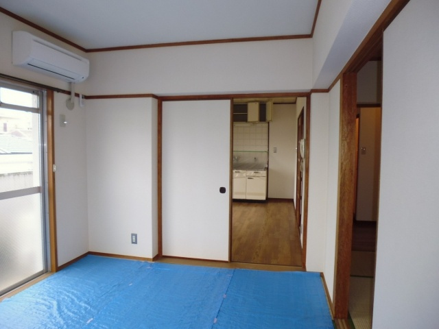 明神マンション3号の和室