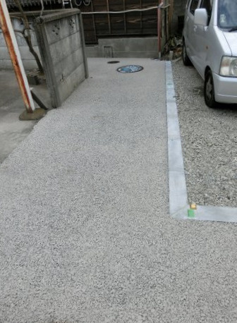行田市忍１丁目の売地の前面道路含む現地写真
