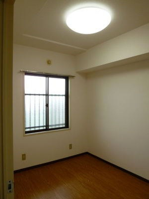  | ガクトウ三鷹