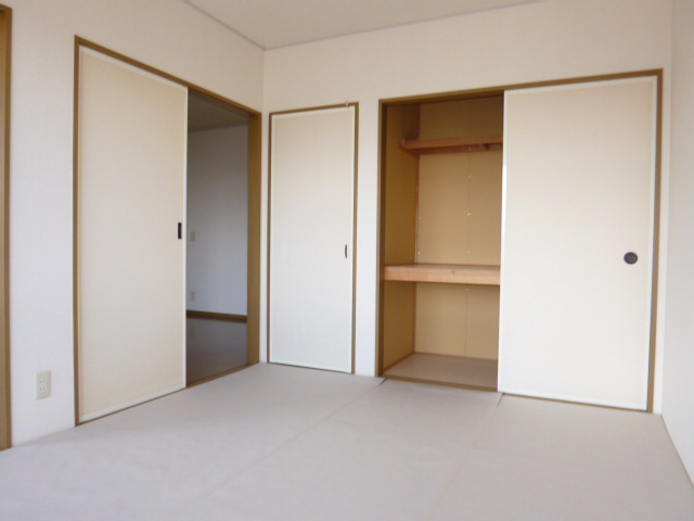 オークス金子Ａの和室