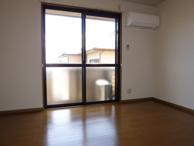 オークス金子Ａの居間・リビング|洋室